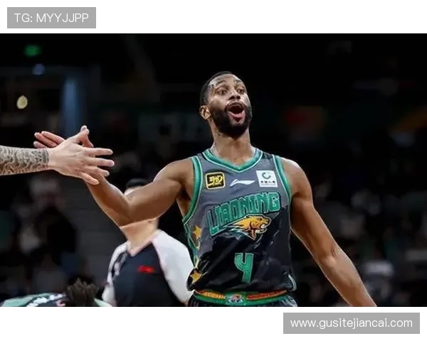 媒体人分析弗格状态对CBA表现的影响与伤病恢复的重要性